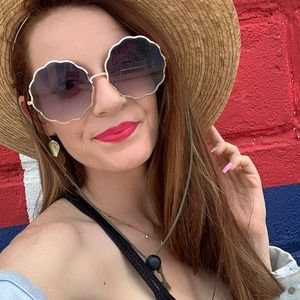 Meet your Posher, Ariel